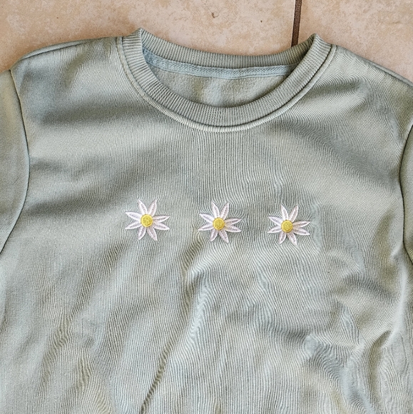 Flower sweatshirt - Picture 2 of 3